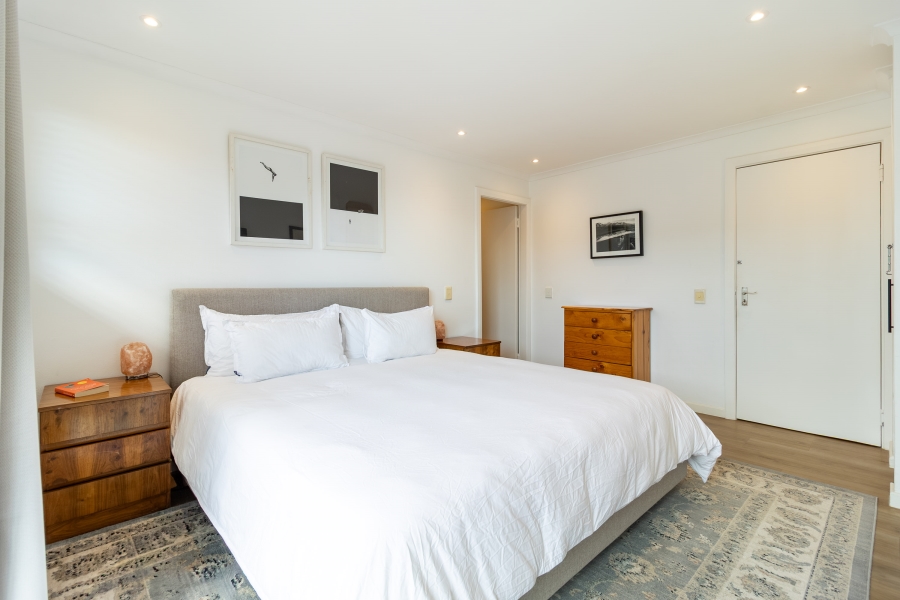 To Let 3 Bedroom Property for Rent in Vredehoek Western Cape